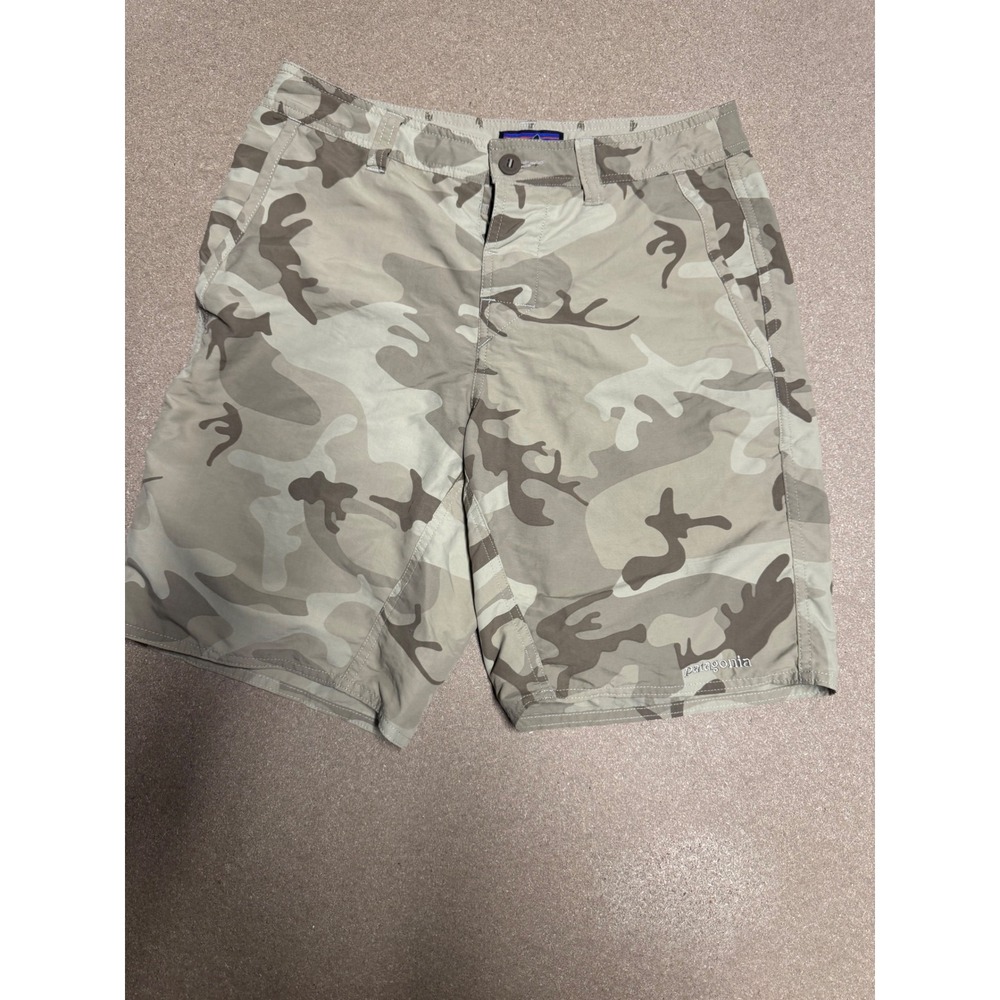 Patagonia Men's Camo Cargo Shorts Size 30 Quick Dry‎ Outdoor Adventure $78